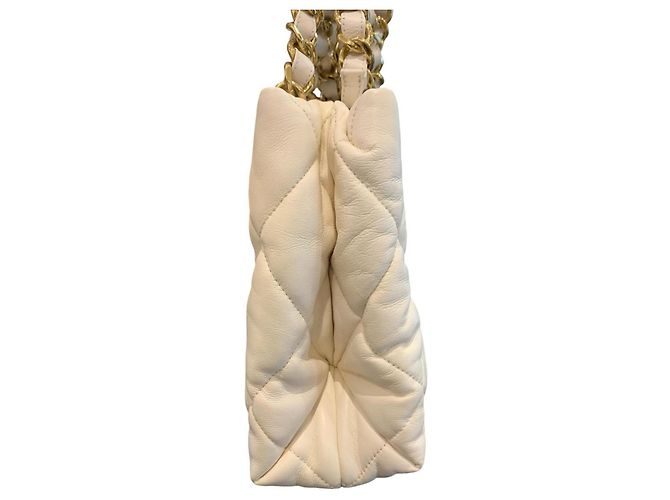 Chanel Small Shopping Bag aus gestepptem Lammleder Weiß - Ansicht 12