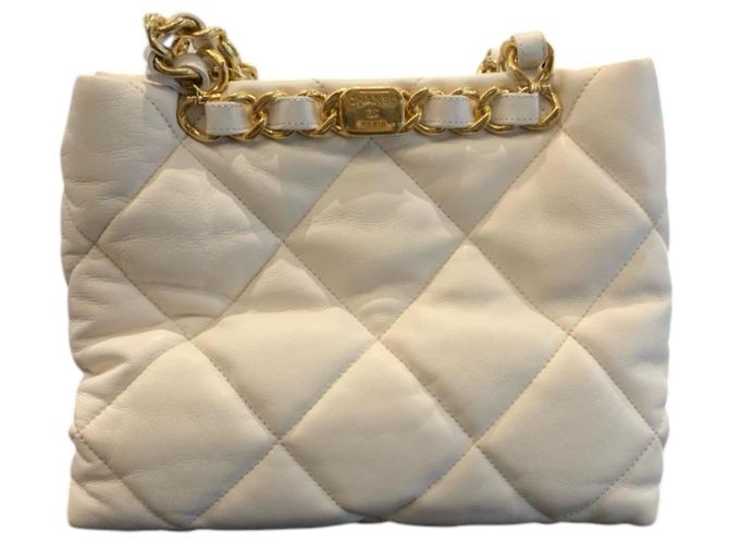 Chanel Small Shopping Bag aus gestepptem Lammleder Weiß - Ansicht 5