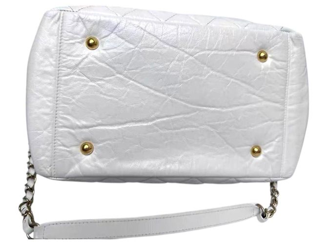 Bolsa Bowling Chanel em couro de bezerro envelhecido branco - vista 11