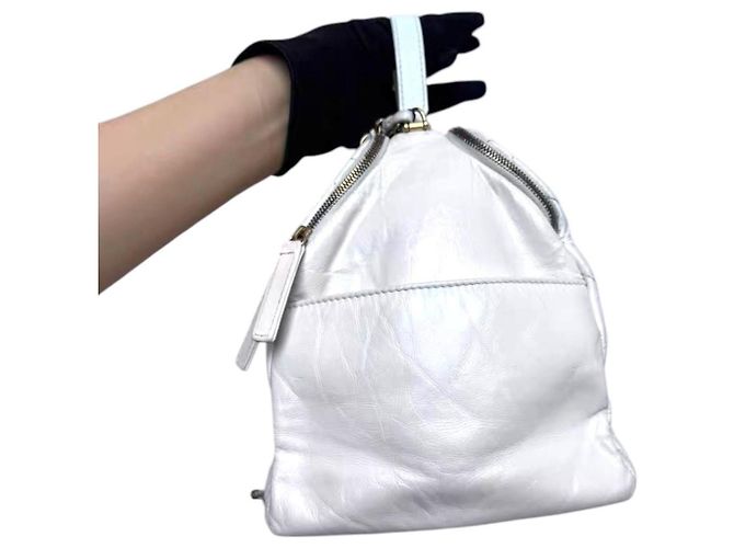 Bolsa Bowling Chanel em couro de bezerro envelhecido branco - vista 12