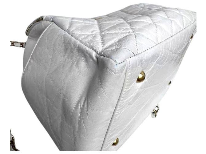 Bolsa Bowling Chanel em couro de bezerro envelhecido branco - vista 8