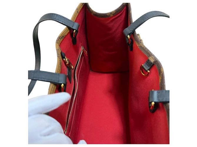 Bolsa Louis Vuitton OnTheGo MM Marrom Monograma - vista 15