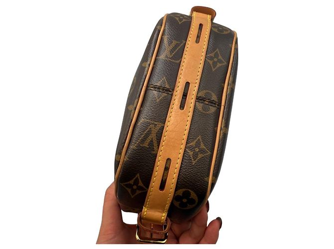 Borsa Louis Vuitton Boite Chapeau 2021 chip NFC Marrone Monogramma - vista 14