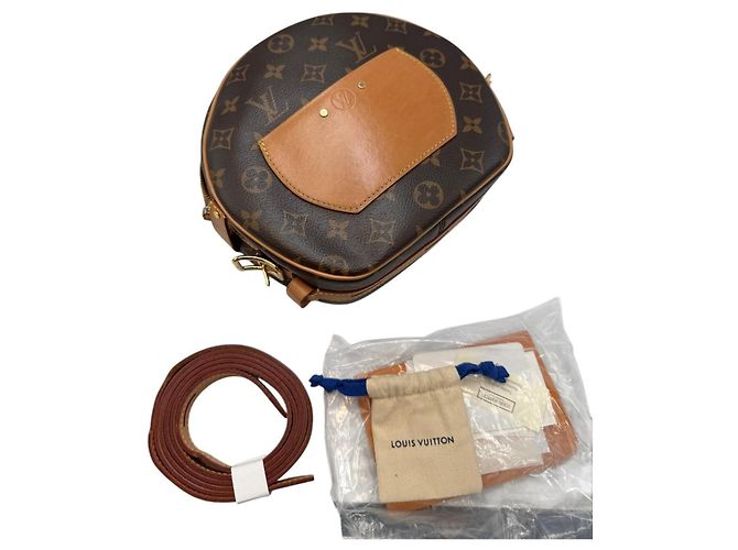Borsa Louis Vuitton Boite Chapeau 2021 chip NFC Marrone Monogramma - vista 5