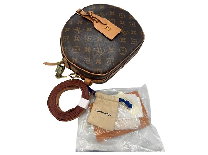 Borsa Louis Vuitton Boite Chapeau 2021 chip NFC Marrone Monogramma - vista 9