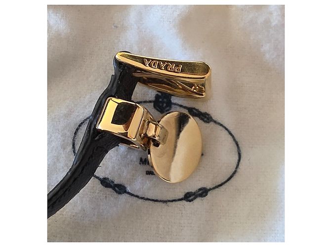 Pulsera Prada de piel negra con charm de logo Negro - vista 8