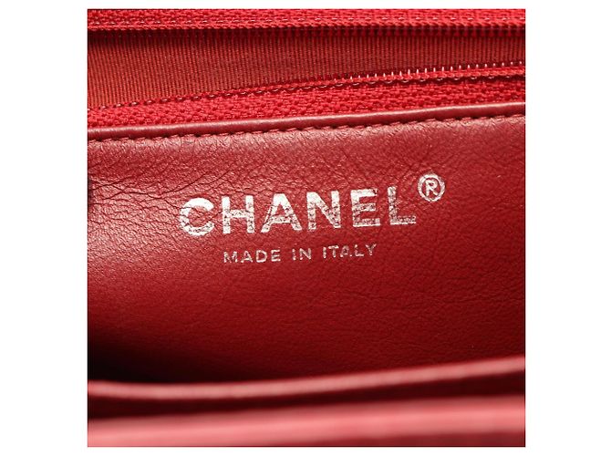 Borsa a tracolla Chanel 2.55 Matelassé Mademoiselle con catena Rosso - vista 4