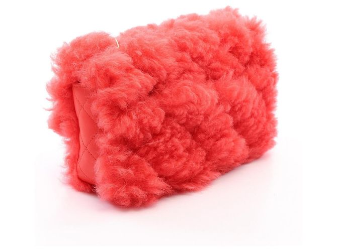 Bolso de hombro Chanel Matelassé Roja - vista 2