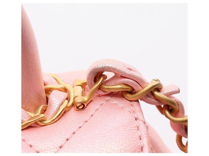 Bolsa de Ombro 2-Way Chanel Matelassé com Alça de Mão Rosa - vista 9