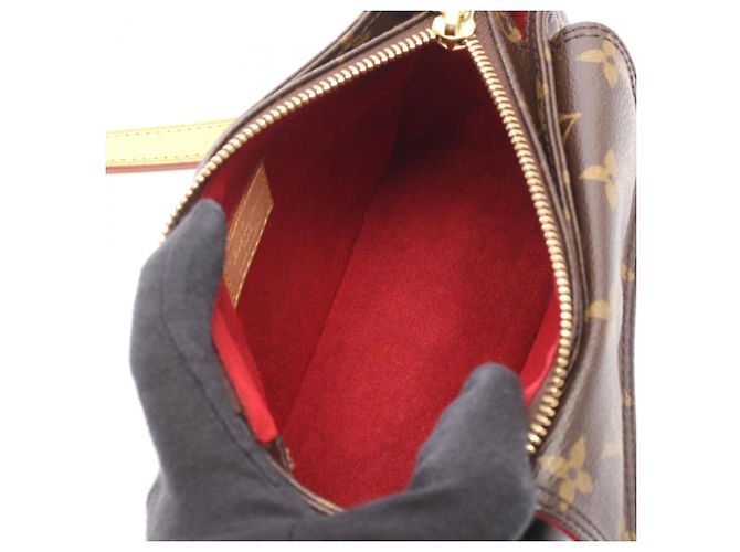 Bolsa de Ombro Louis Vuitton Vivacite PM Monogram Marrom - vista 3