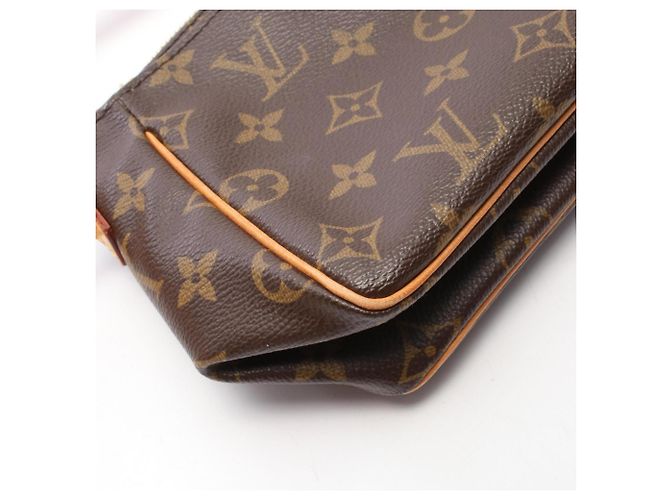 Bolsa de Ombro Louis Vuitton Vivacite PM Monogram Marrom - vista 9