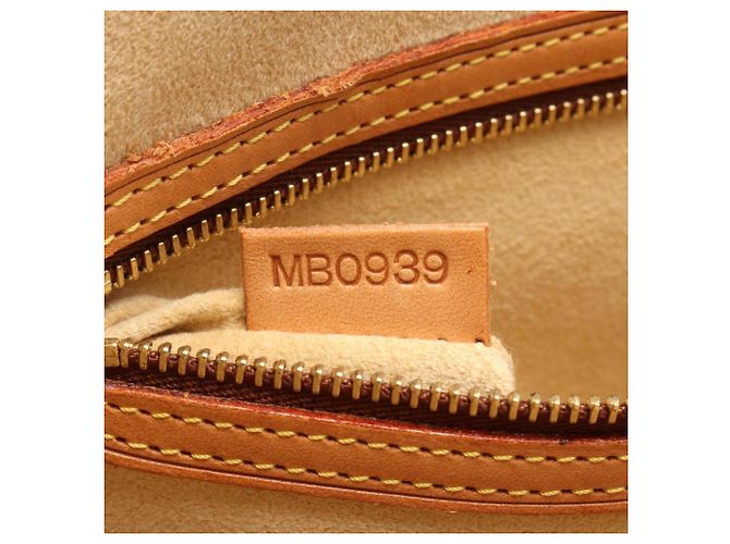 Bolsa de Ombro Louis Vuitton Babylon Monogram Marrom - vista 5