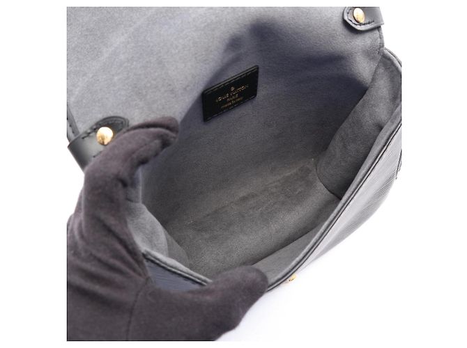 Louis Vuitton Saumur BB Epi Noir Handtasche Schwarz - Ansicht 3