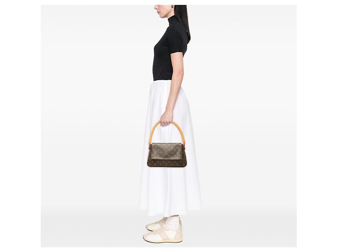 Louis Vuitton Brown Monogram Mini Looping Marrom - vista 7