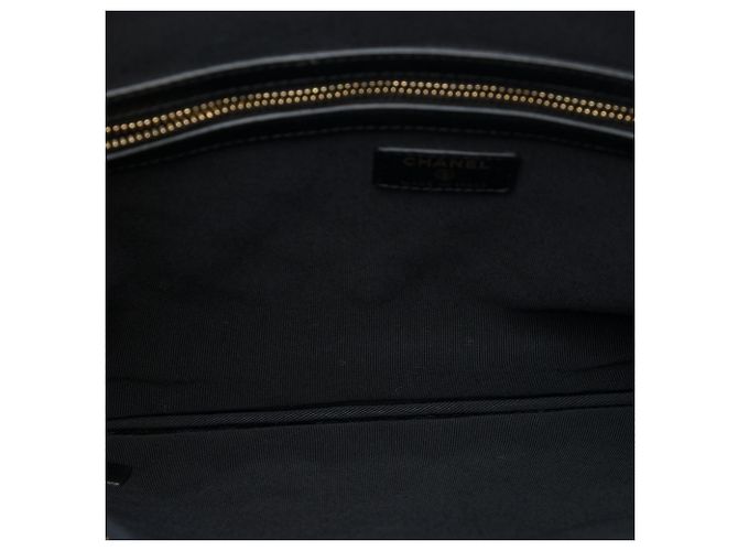 Clutch Chanel Black Large Quilted Lambskin O Case Negro - vista 4