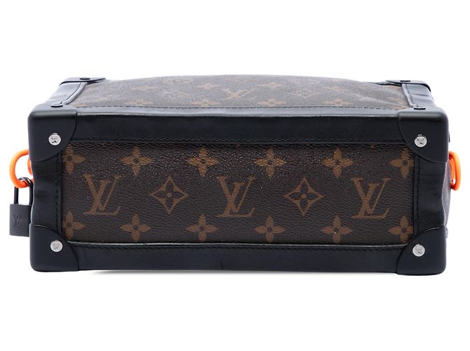 Louis Vuitton Brown Monogram Solar Ray Soft Trunk Marrom - vista 3