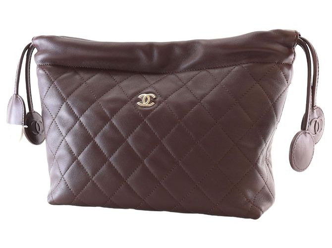 Clutch Chanel Brown CC Quilted Lambskin con cordón y correa Castaño - vista 11
