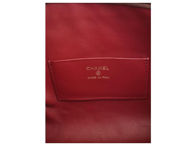 Clutch Chanel Brown CC Quilted Lambskin con cordón y correa Castaño - vista 5