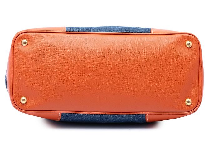 Prada Handtasche aus Denim mit blauen Saffiano-Besatz - Ansicht 3