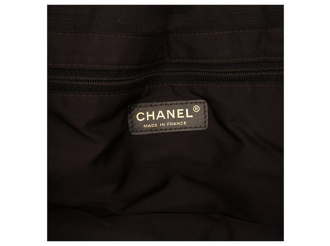 Borsa tote Chanel Black New Travel Line in nylon Nero - vista 5