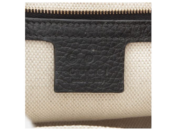 Gucci Soho Chain Flap Crossbody in pelle di vitello nera Medium Nero - vista 5