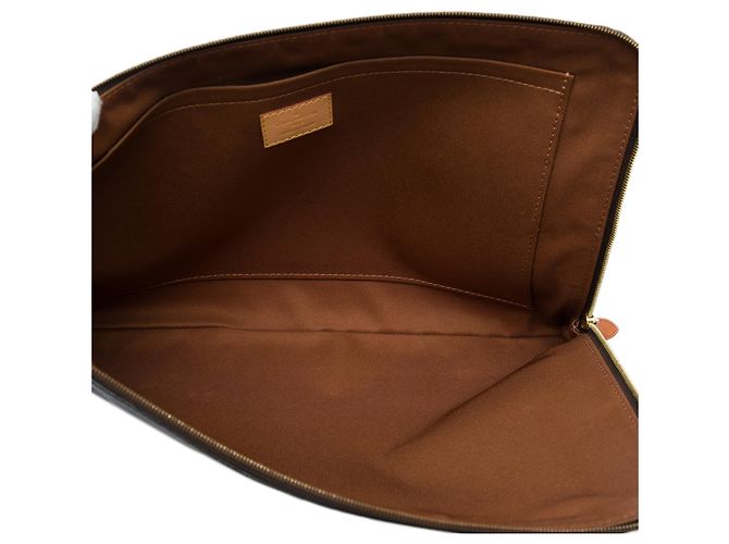 Louis Vuitton Brown Monogram Etui Voyage GM Castaño - vista 4