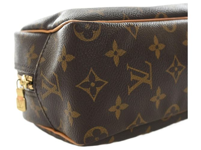 Louis Vuitton Brown Monogram Trousse Toilette 25 Castaño - vista 10