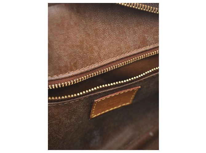 Louis Vuitton Brown Monogram Trousse Toilette 25 Castaño - vista 6