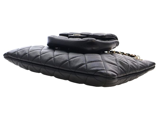 Bolsa Chanel preta em pele de cordeiro acolchoada CC com mini bolsa de aba Preto - vista 15