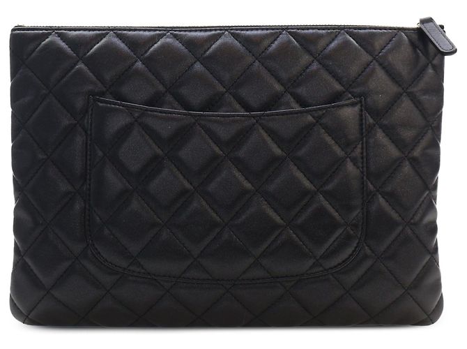 Bolsa Chanel preta em pele de cordeiro acolchoada CC com mini bolsa de aba Preto - vista 2
