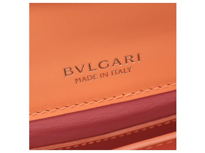 Bulgari Bvlgari Serpenti Forever Crossbody in vitello arancione - vista 4