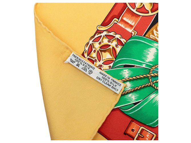 Pañuelo de seda Hermès Yellow Chevaux De Trait 90 Amarillo - vista 4