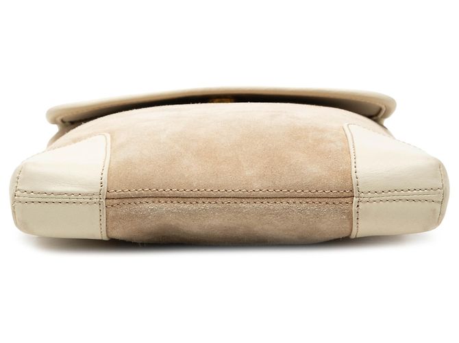 LOEWE Anagram Crossbody aus beigem Wildleder - Ansicht 3
