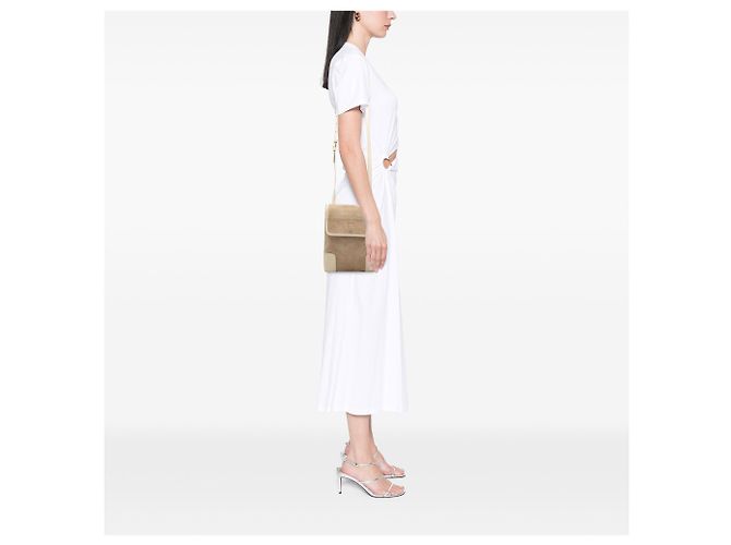 LOEWE Anagram Crossbody aus beigem Wildleder - Ansicht 6