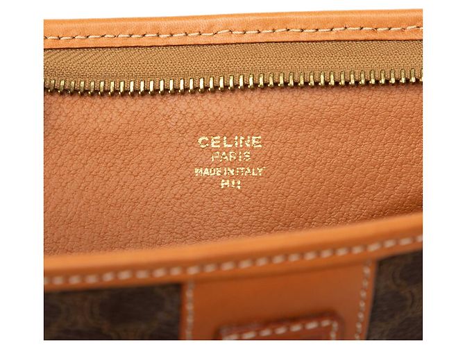 Céline Clutch Celine Brown Macadam Coated Canvas Castaño - vista 5