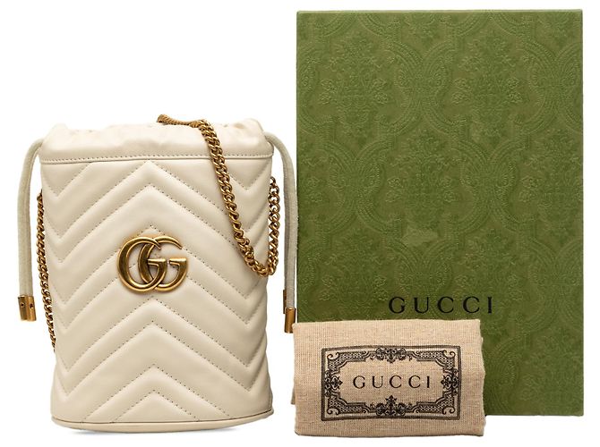 Gucci White Small GG Marmont Matelasse Beuteltasche aus Kalbsleder Weiß - Ansicht 8
