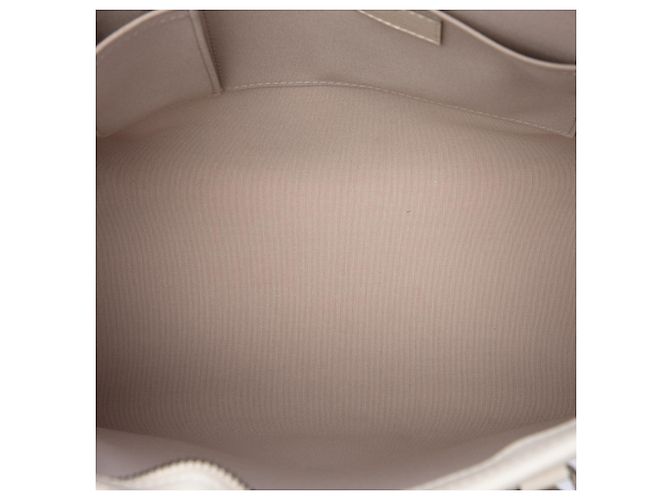 Louis Vuitton White Epi Madeleine GM Blanc Écru - vue 4