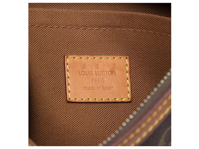 Louis Vuitton Brown Monogram Odeon PM Castaño - vista 5
