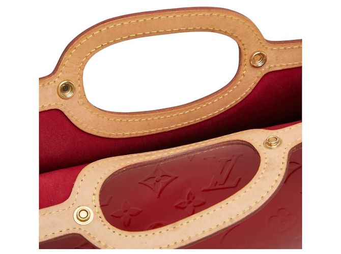 Bolso Louis Vuitton Monogram Vernis Roxbury Drive Roja - vista 11