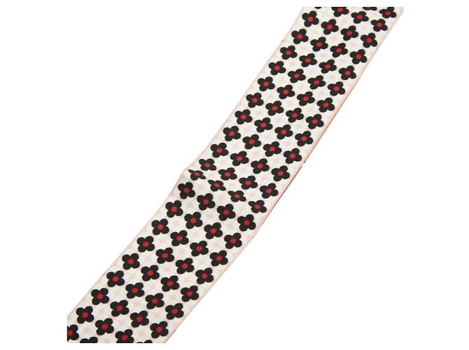 Cachecol Fendi LOVE Multicor - vista 2