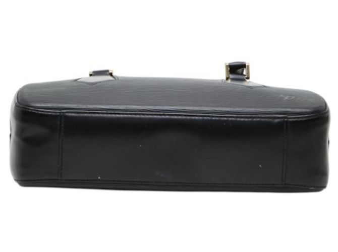 Bolsa de Ombro Louis Vuitton Epi Voltaire Preto - vista 3