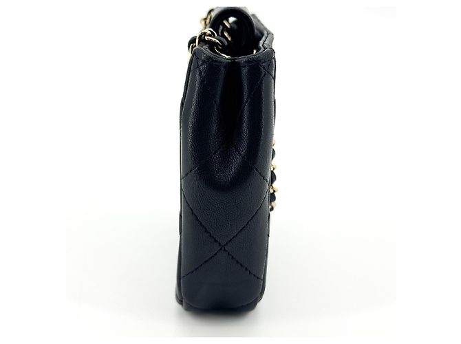 Clutch cuadrada Chanel CC con cadena de piel de cordero acolchada Mini Negro - vista 4