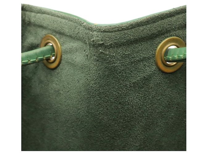 Louis Vuitton Epi Noe Schultertasche in Borneo Green - Ansicht 8