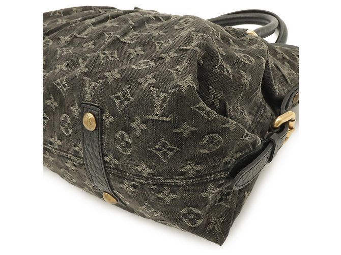 Saco Tote Louis Vuitton Monogram Denim Neo Cavi GM Preto - vista 4