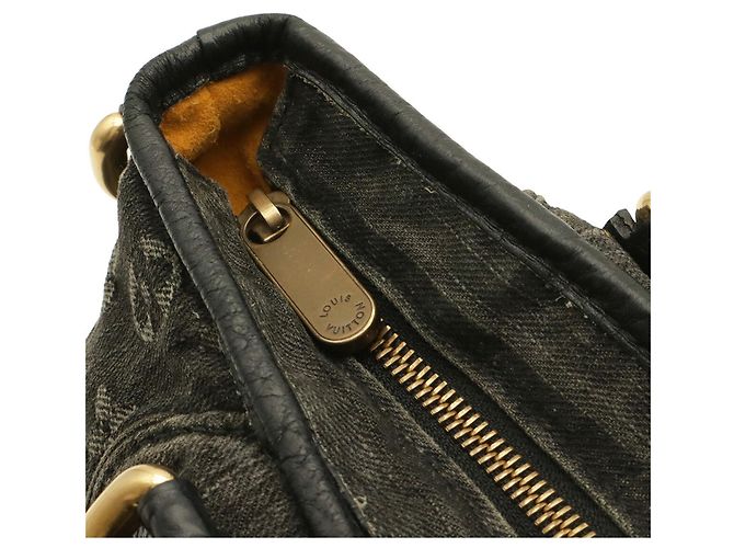Saco Tote Louis Vuitton Monogram Denim Neo Cavi GM Preto - vista 6