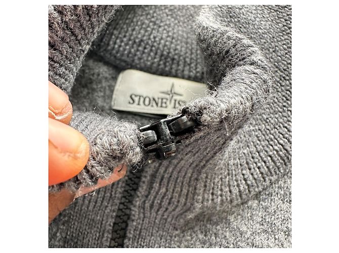 Stone Island Strickpullover mit halbem Reißverschluss aus grauer Wolle - Ansicht 6