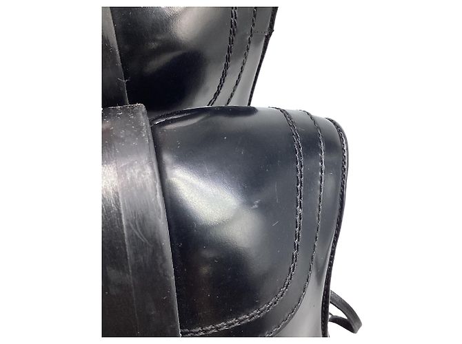 Salvatore Ferragamo Ferragamo Festo Wing-Tip Oxfords in pelle di vitello nera Nero - vista 10