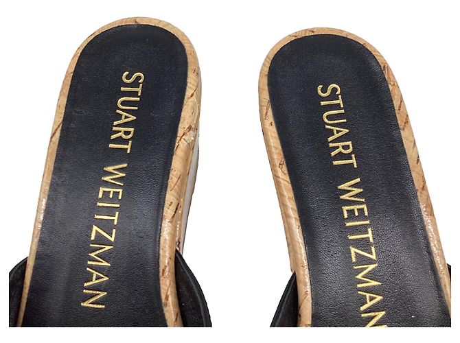 Sandales compensées Stuart Weitzman Carmen en cuir verni noir - vue 10