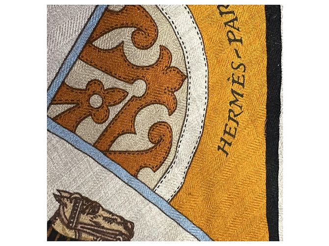 Foulard Hermès con stampa equina in cashmere multicolore - vista 4