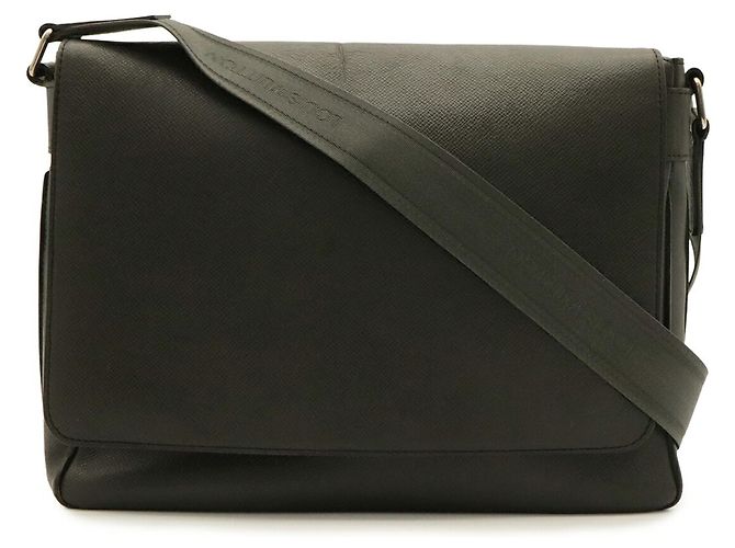 Borsa a tracolla Louis Vuitton Taiga Roman MM - vista 2